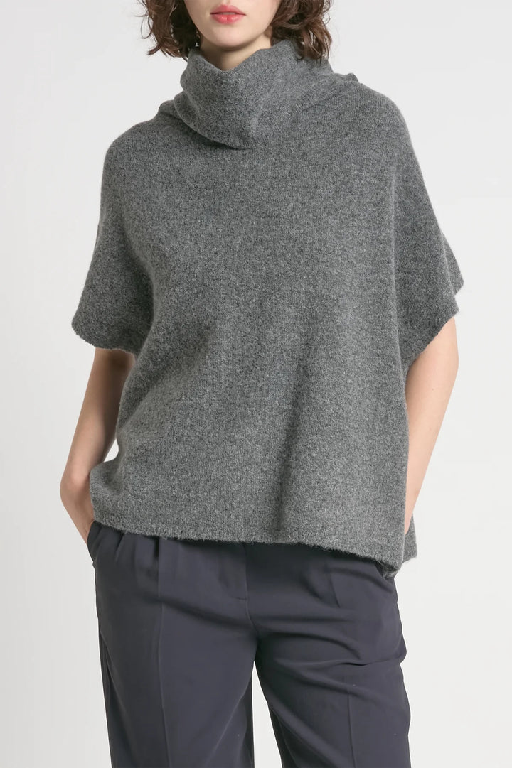 PONCHO VEST-CHARCOAL