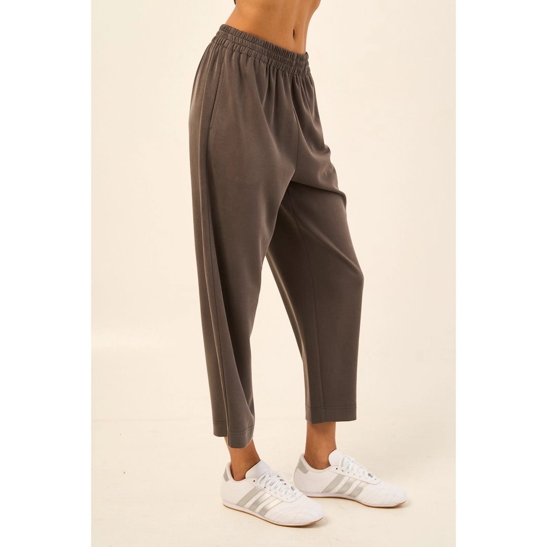 SOFT TOUCH TAPERED PANT