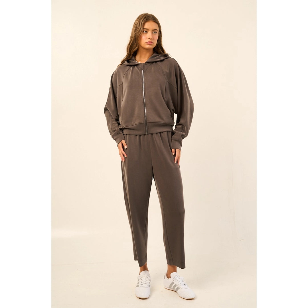 SOFT TOUCH TAPERED PANT