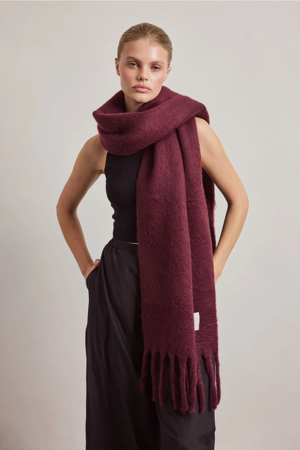 STOCKHOLM SCARF - CHERRY