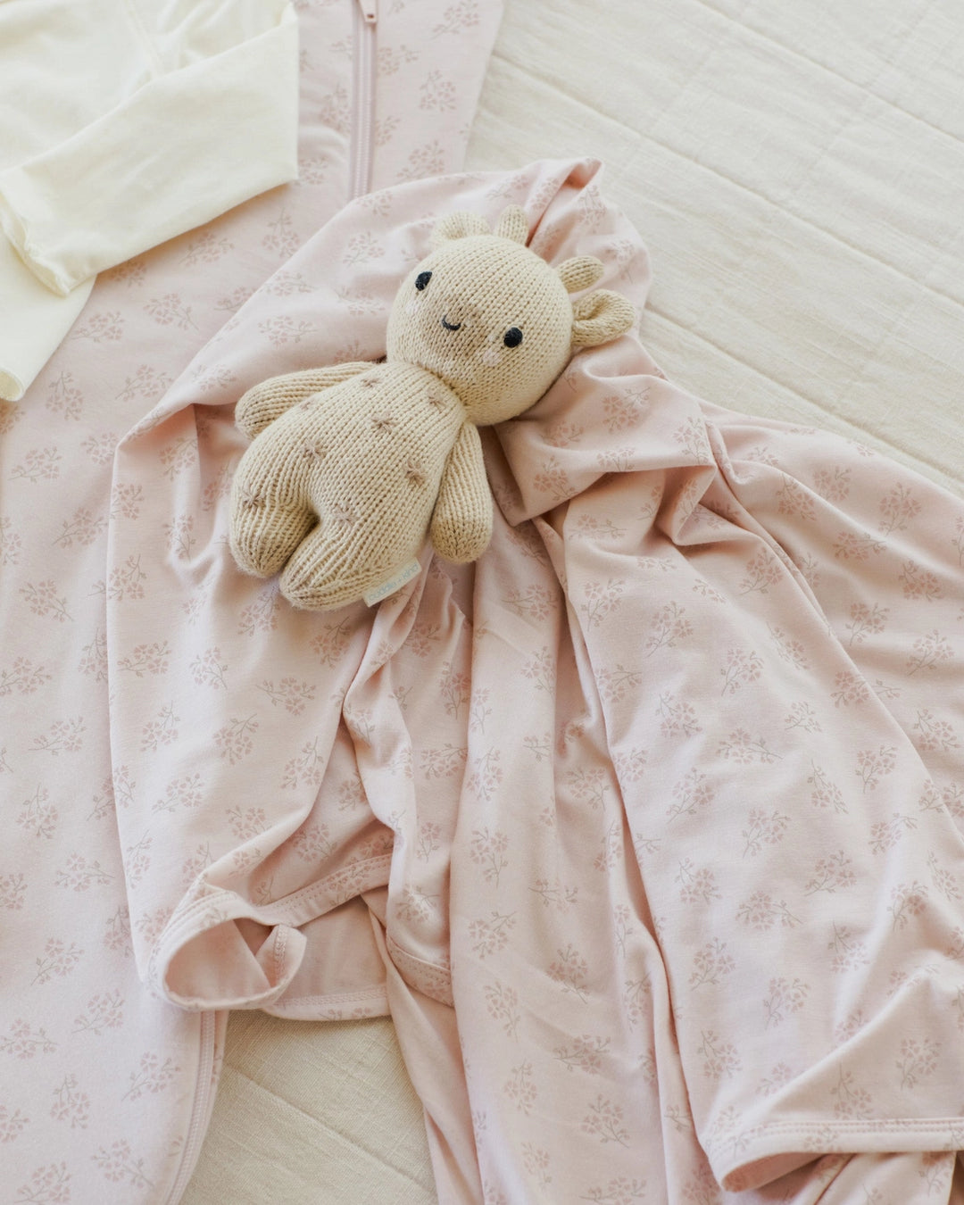 MODAL SWADDLE