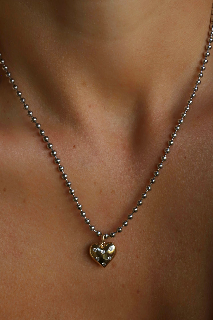 VALEN HEART NECKLACE