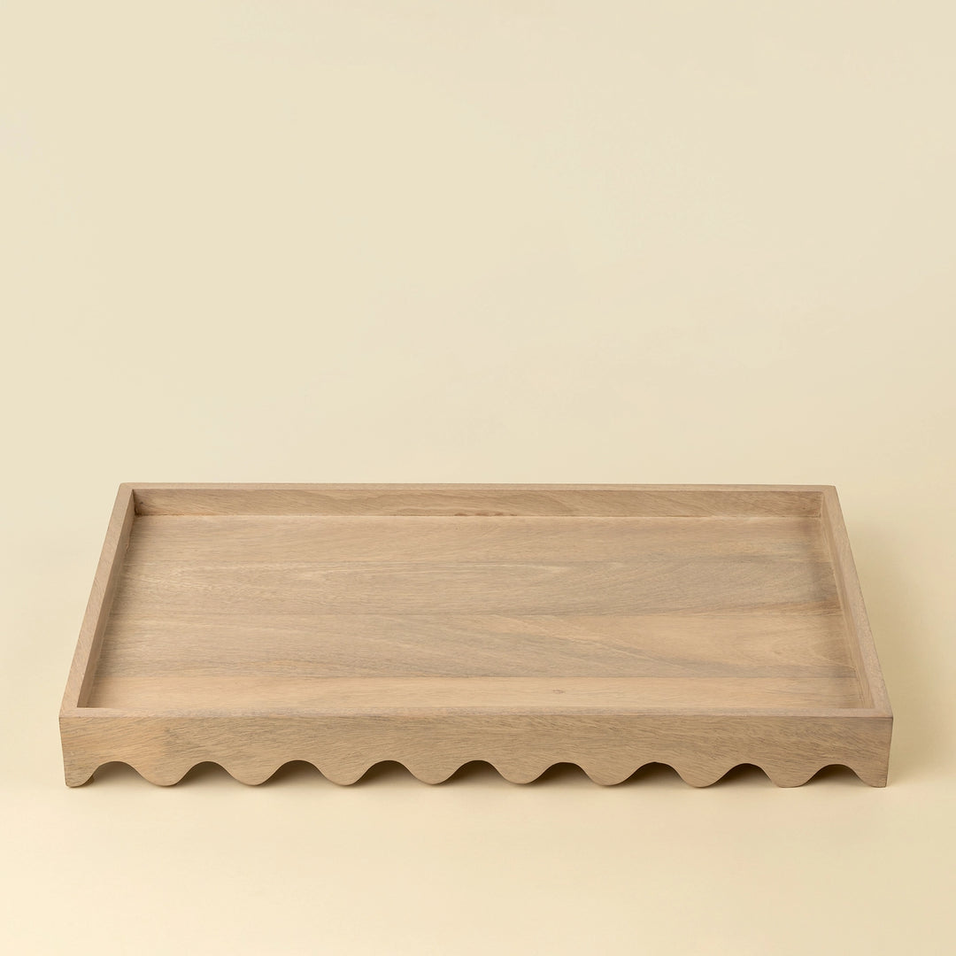 SCALLOPED EDGE TRAY