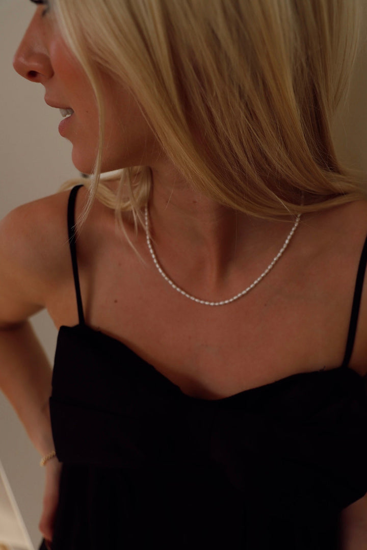 DEWDROP RICE PEARL NECKLACE