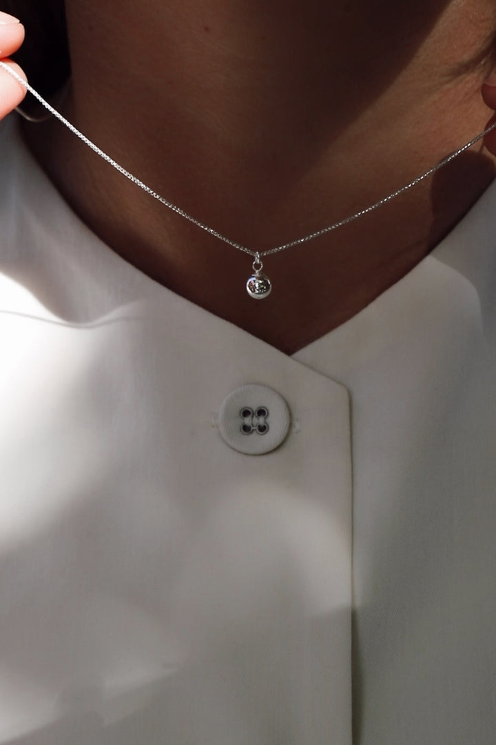 STERLING SILVER DOTTIE NECKLACE