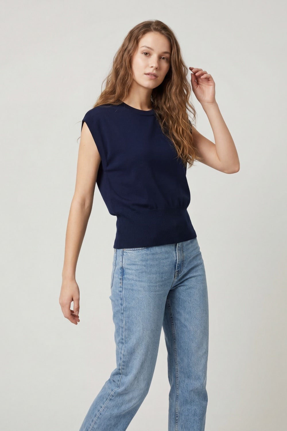 BANDED WAIST KNIT TOP