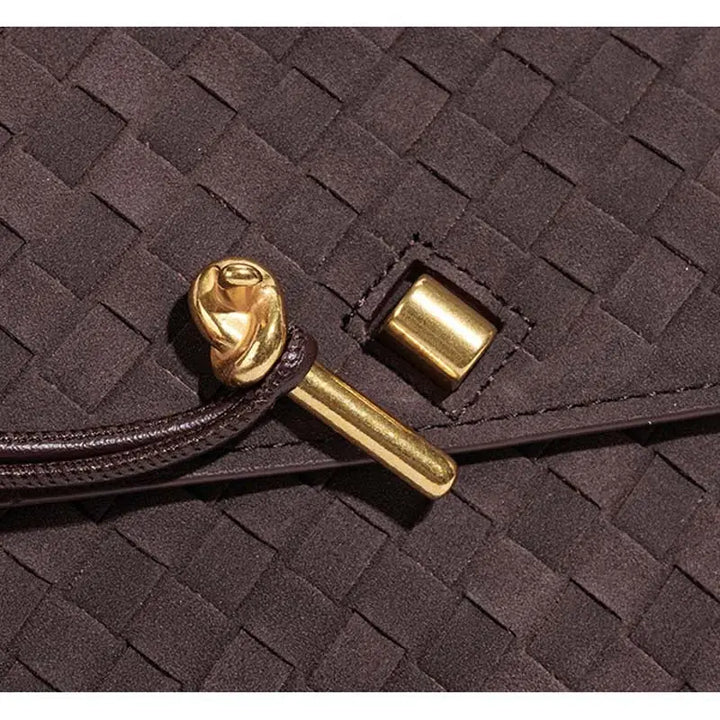 WOVEN CLUTCH