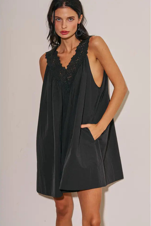 LADIES WOVEN SLEEVELESS LACE NECK MINI DRESS BLACK
