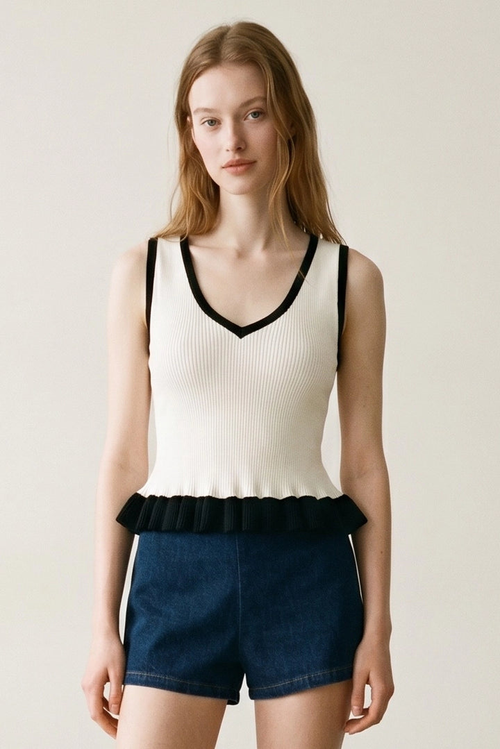 CONTRAST RUFFLE POINTED HEM TOP CREAM/BLACK