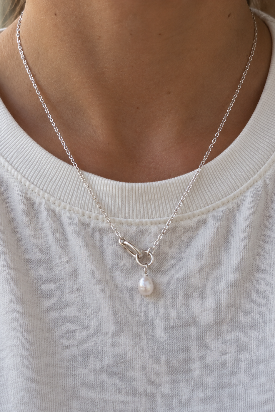 THE EVERLINK STERLING SILVER NECKLACE