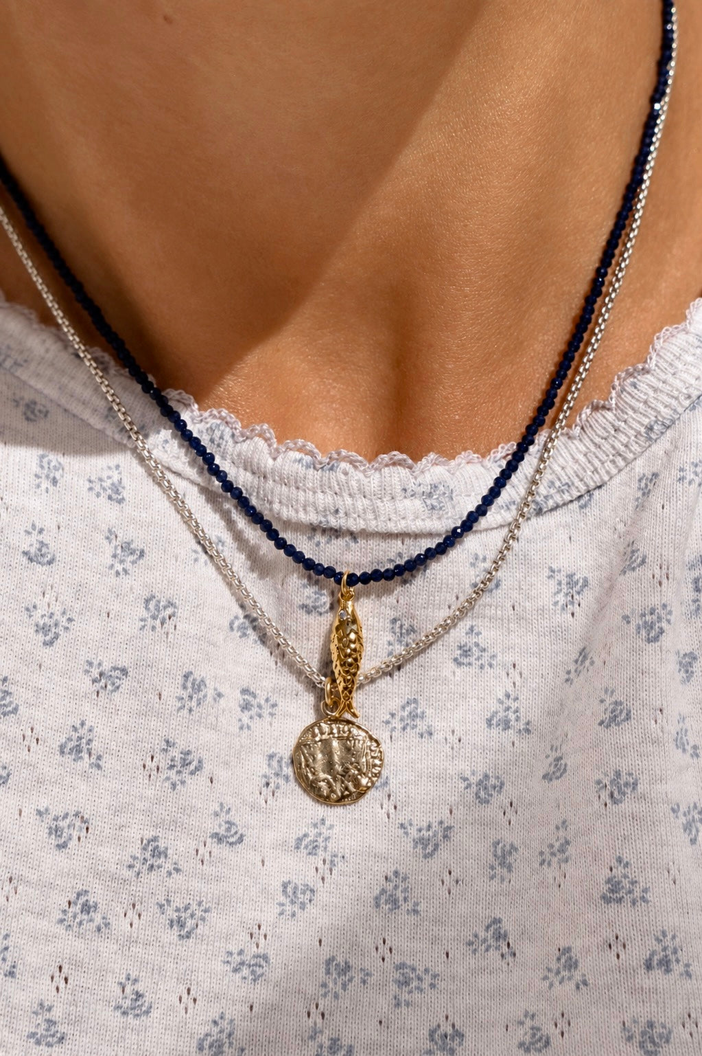 THE SUMMER LUCK NECKLACE- NAVY