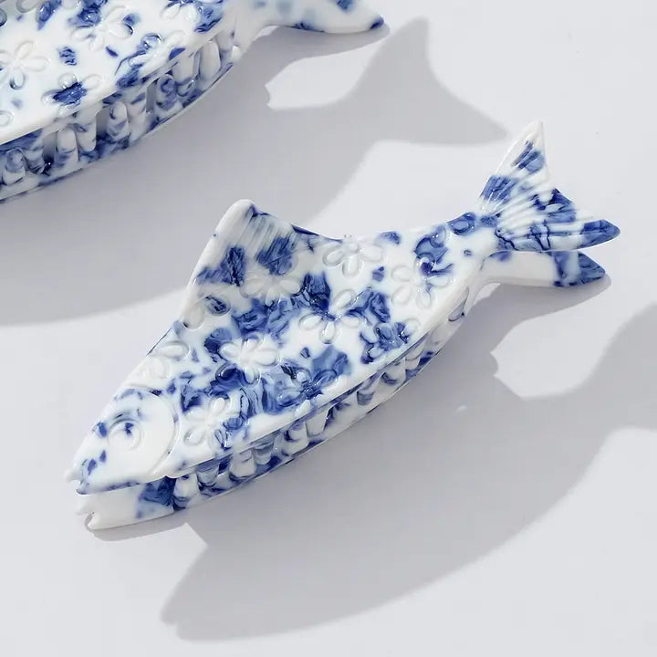 COASTAL BLUE FISH CLIP