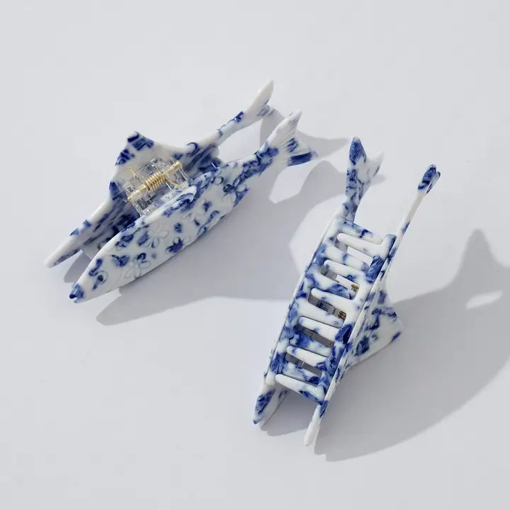 COASTAL BLUE FISH CLIP