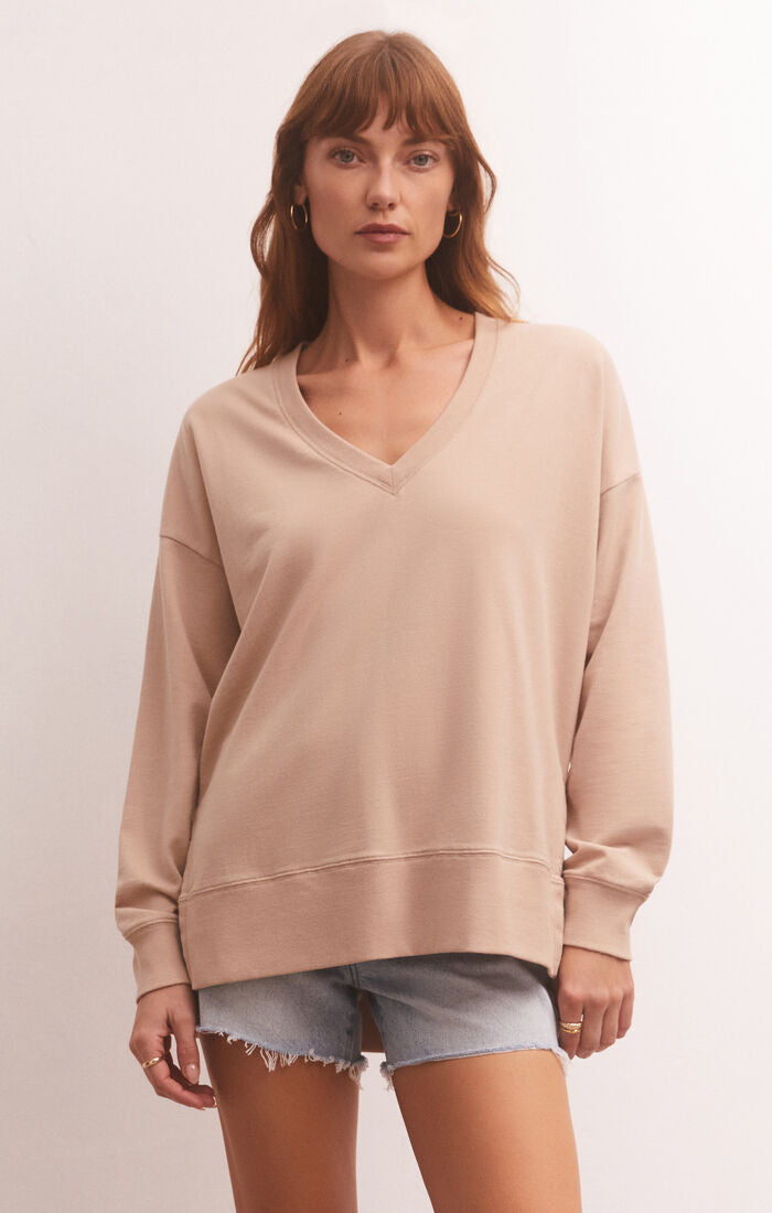 MODERN V NECK WEEKENDER