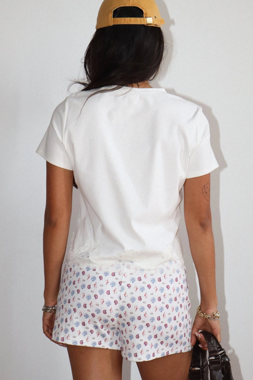 NAOMI TEE