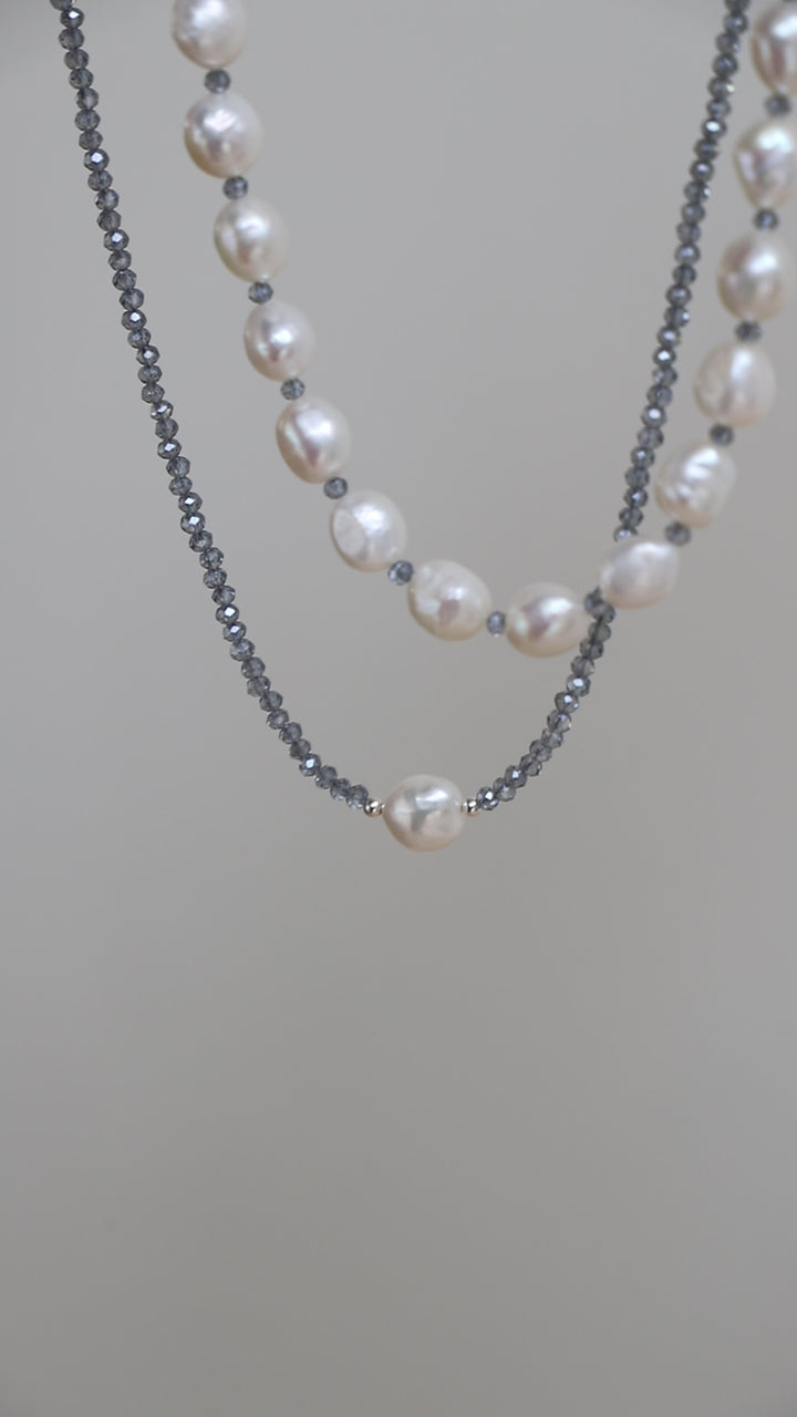 DRIFT PEARL NECKLACE