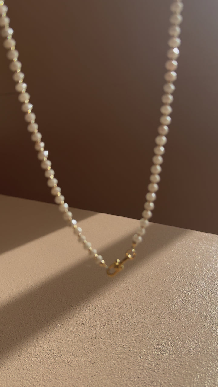 WHITE SILVERITE BEADED NECKLACE- SHIPS 8/22