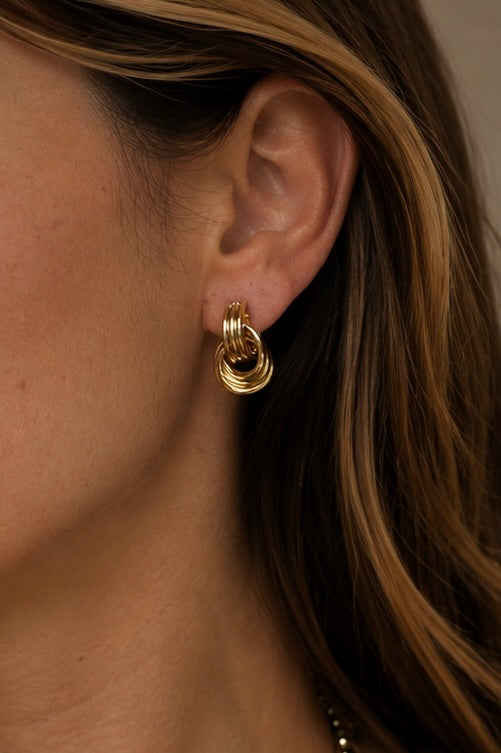 TRINITY KNOT STUDS