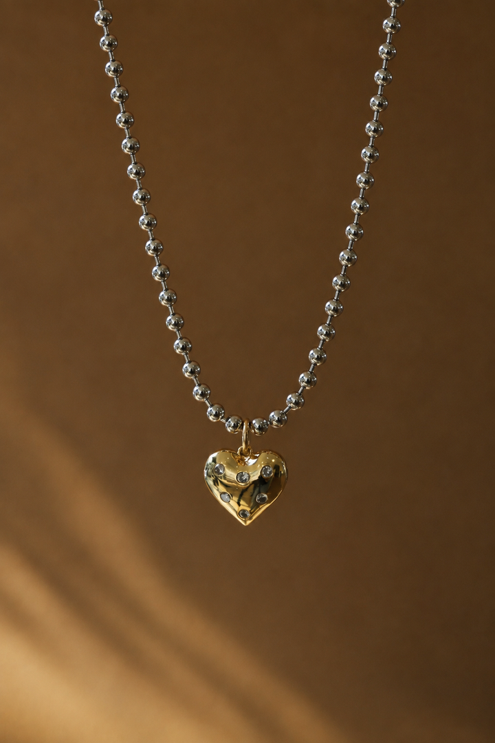 VALEN HEART NECKLACE