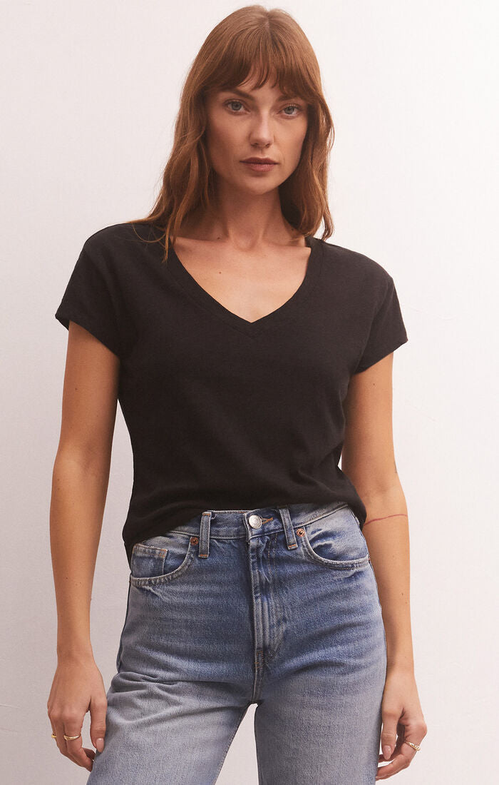 MODERN V-NECK TEE