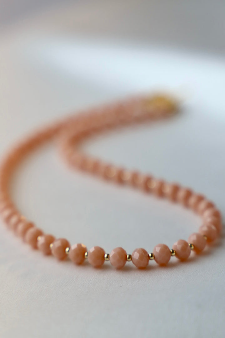 PEACH RONDELLE BEADED NECKLACE
