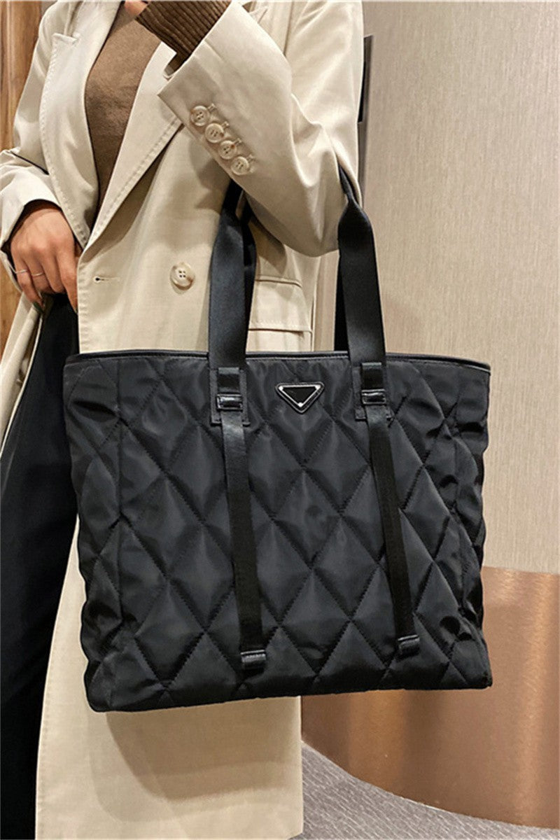 THE PORTIA TOTE BAG