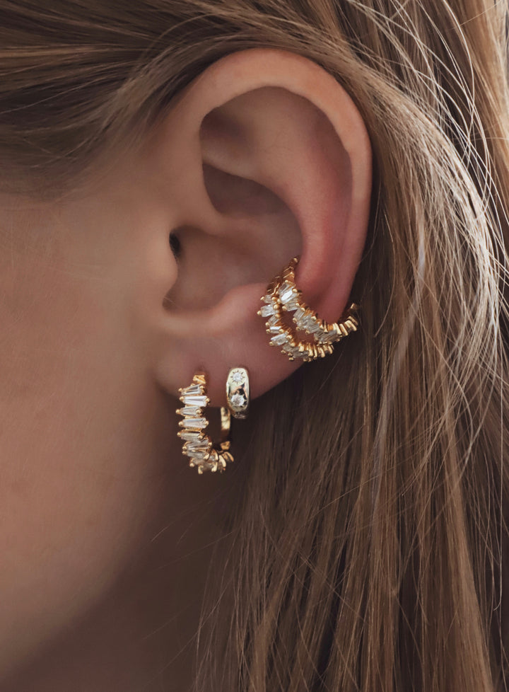 TAPERED BAGUETTE CZ HOOPS