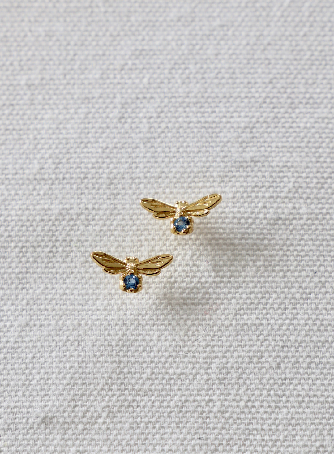 TINY BEE AND AQUA ZIRCONIA STUD