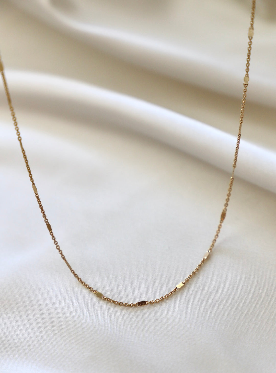 THE JENNY CHAIN NECKLACE